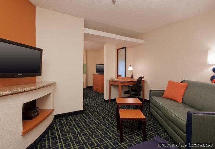 Fairfield Inn & Suites Lafayette I-10 Стая снимка